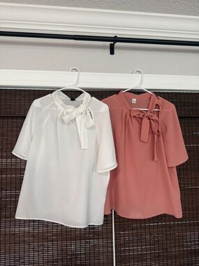 Womens Tie-Neck Short Sleeve Blouse - White and Dusty Rose